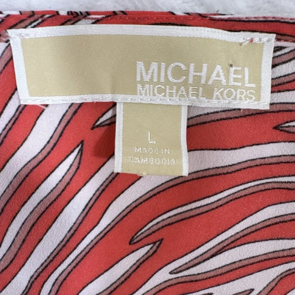 Michael Michael Kors Women's Short Sleeve Flowy Pink Pattern‎ Blouse Large